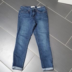 Jessica Simpson cuffed jean